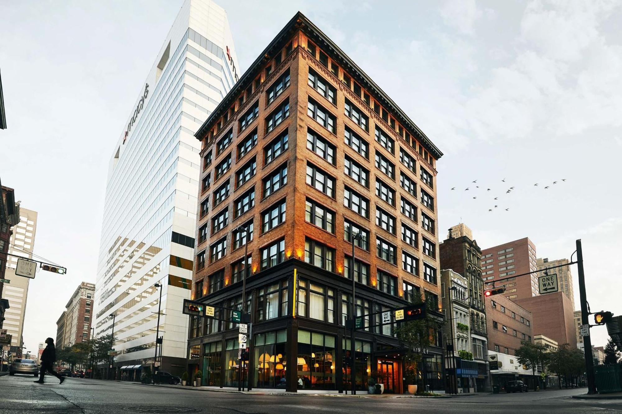 Kinley Cincinnati Downtown, A Tribute Portfolio Hotel Eksteriør bilde